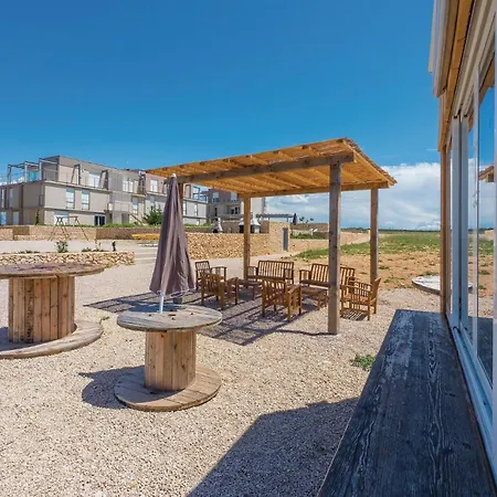 Lovely Apartment In Povljana *
